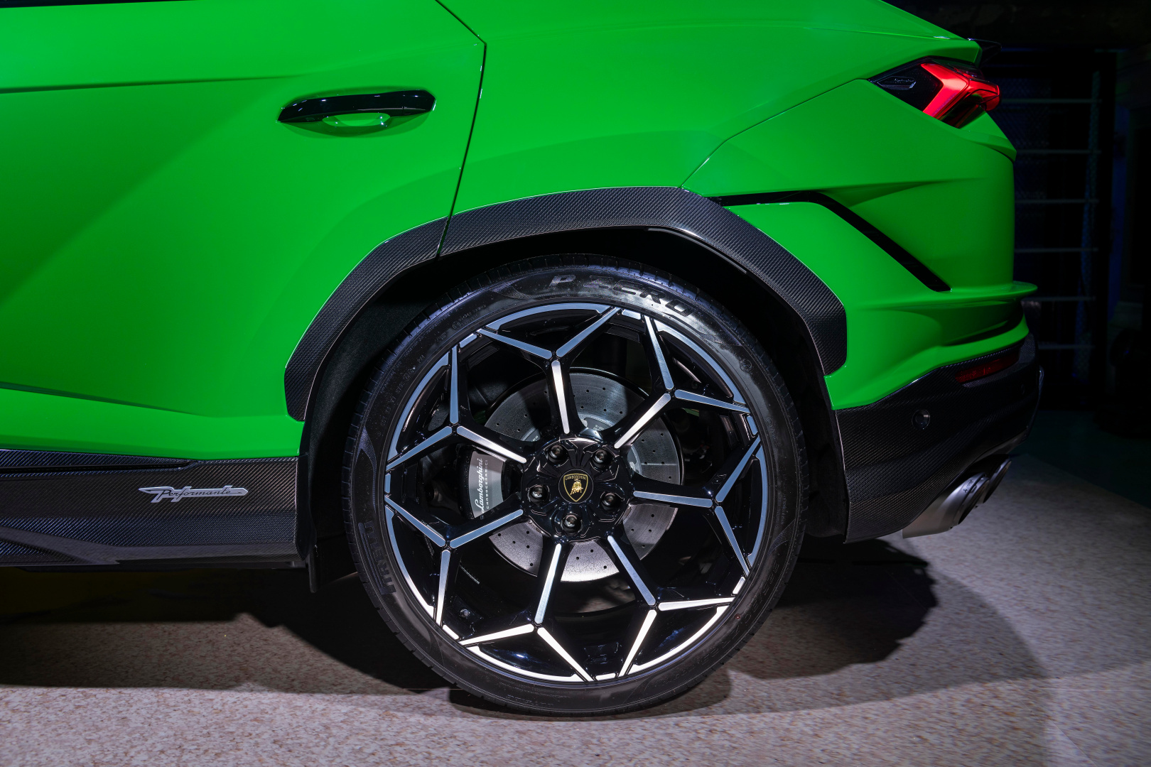 SMALL_2022-12-06 - Lamborghini Urus Performante正式登臺(4)